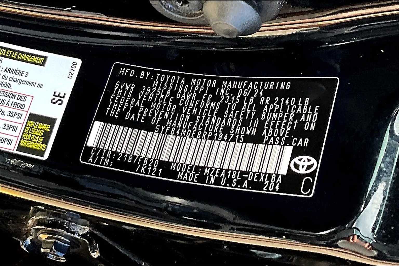 2024 Toyota Corolla LE photo 32