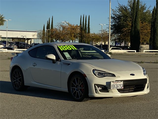 2017 Subaru BRZ Limited photo 3