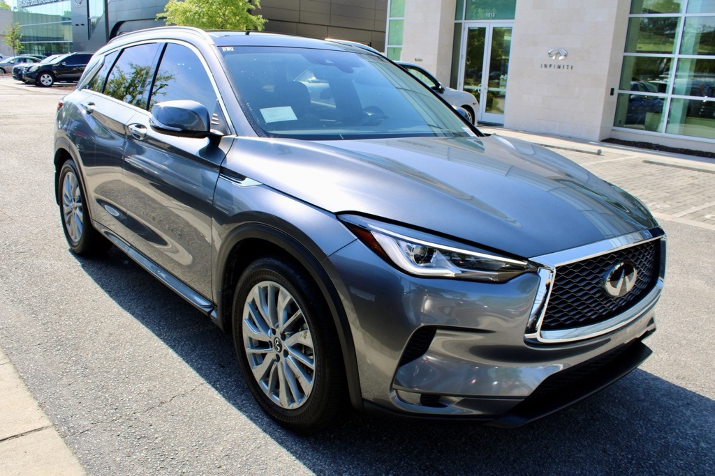 2024 Infiniti QX50 Luxe AWD photo 3