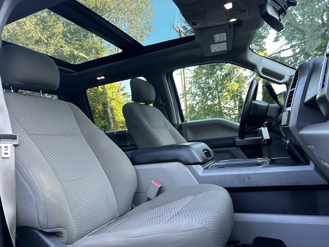 2017 Ford F-150 XLT photo 42