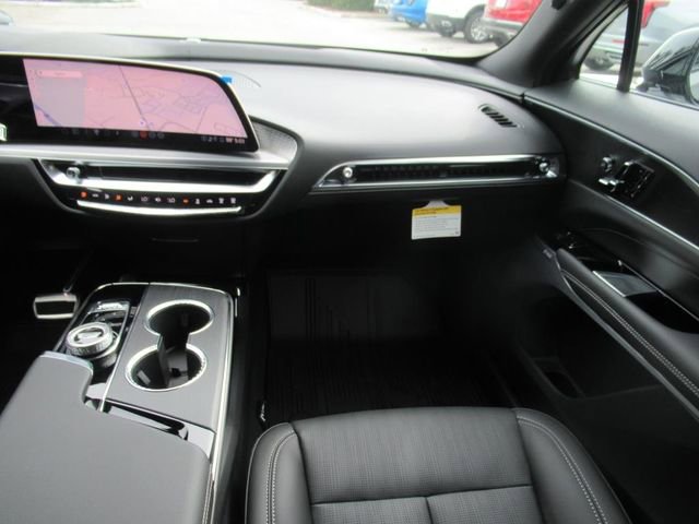 2026 Cadillac Lyriq photo 15