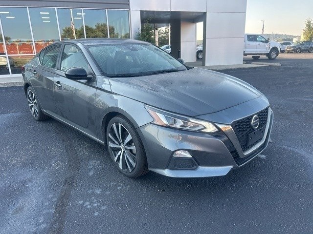 Used 2022 Nissan Altima SR with VIN 1N4BL4CV1NN380478 for sale in Kansas City