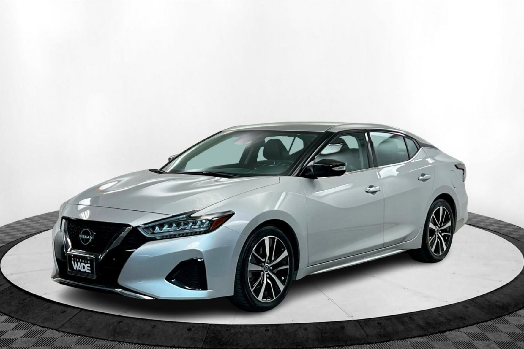 2023 Nissan Maxima SV