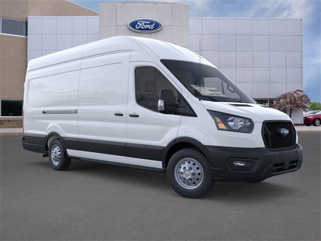 2025 Ford Transit photo 3