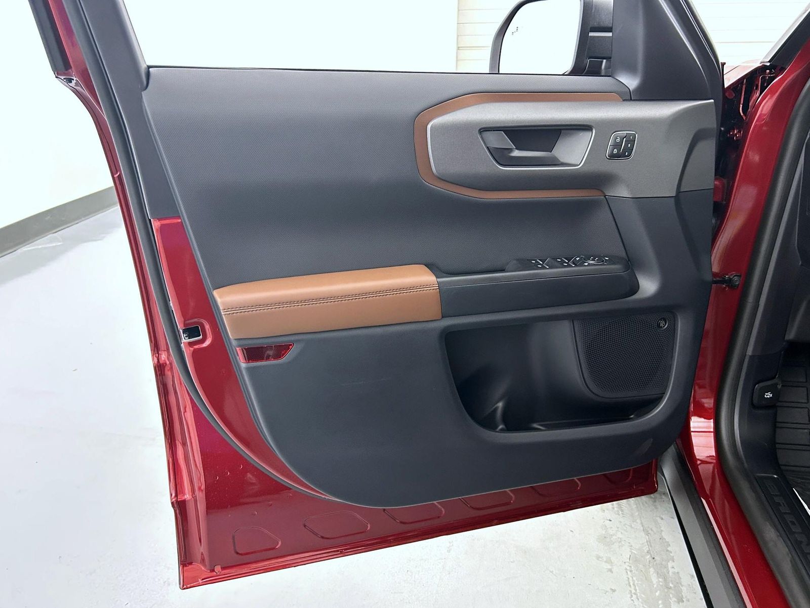 2025 Ford Bronco Sport Outer Banks photo 7