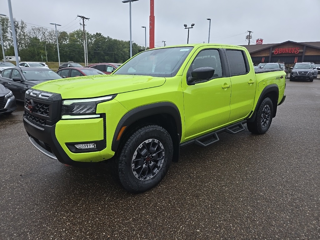 2026 Nissan Frontier Crew Cab PRO-4X photo 3