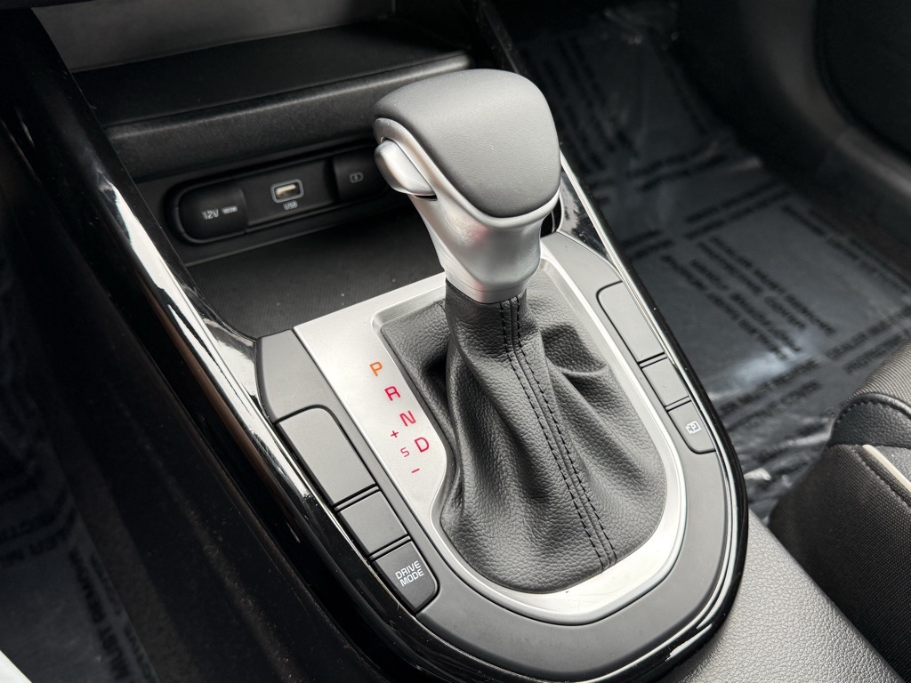 2023 Kia Forte GT-Line photo 31