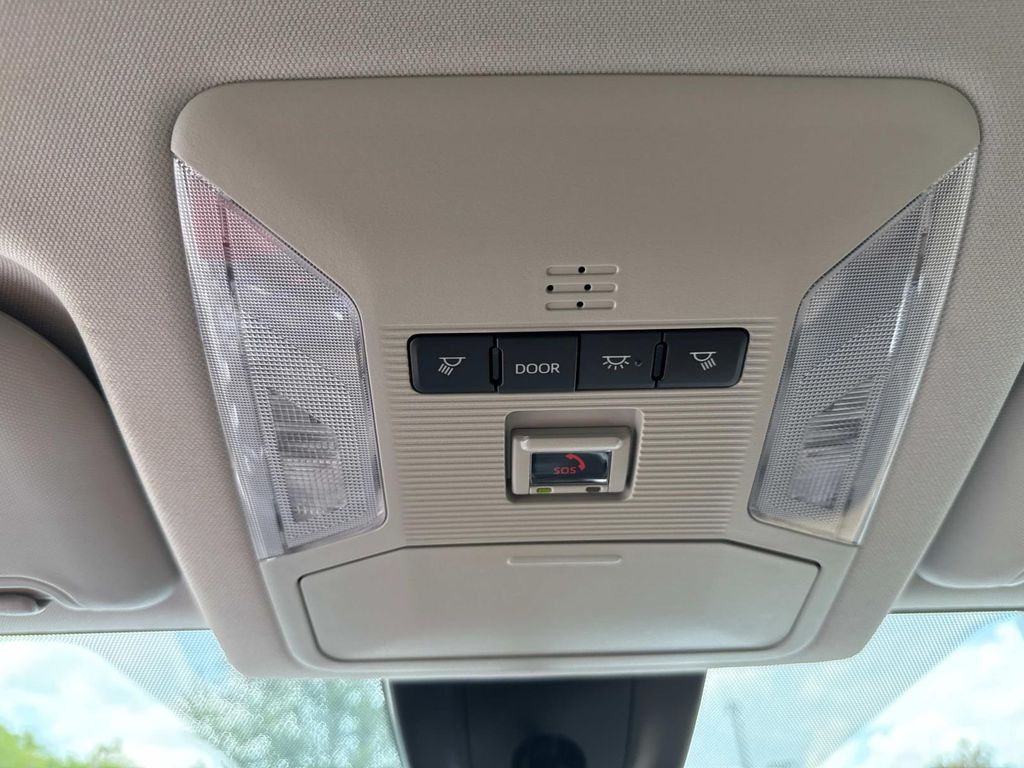 2024 Toyota RAV4 Hybrid LE photo 35