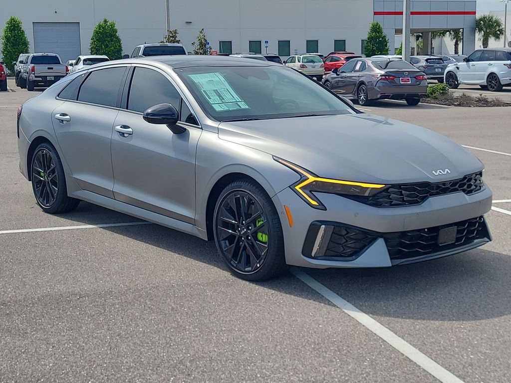 2026 Kia K5 GT photo 2