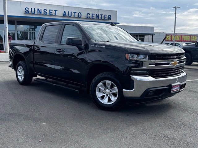 2021 Chevrolet Silverado 1500 LT photo 2