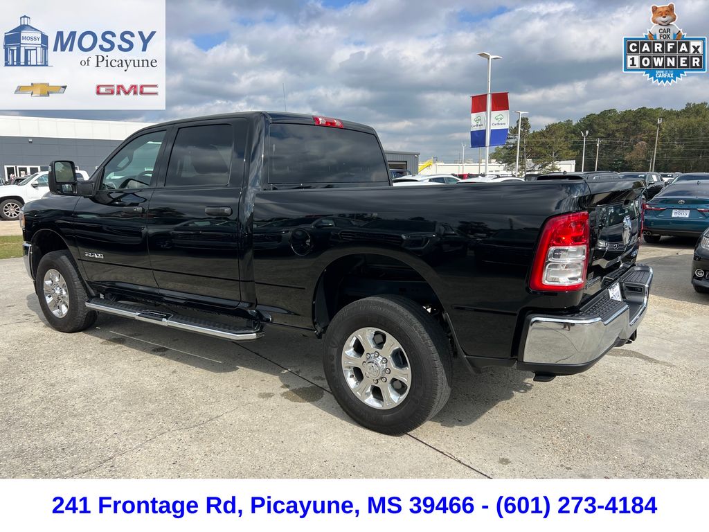 2024 Ram 2500 Big Horn photo 3