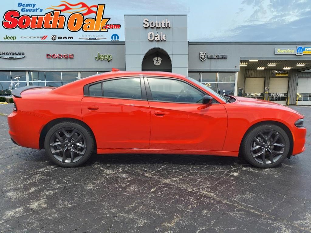 2023 Dodge Charger SXT photo 3