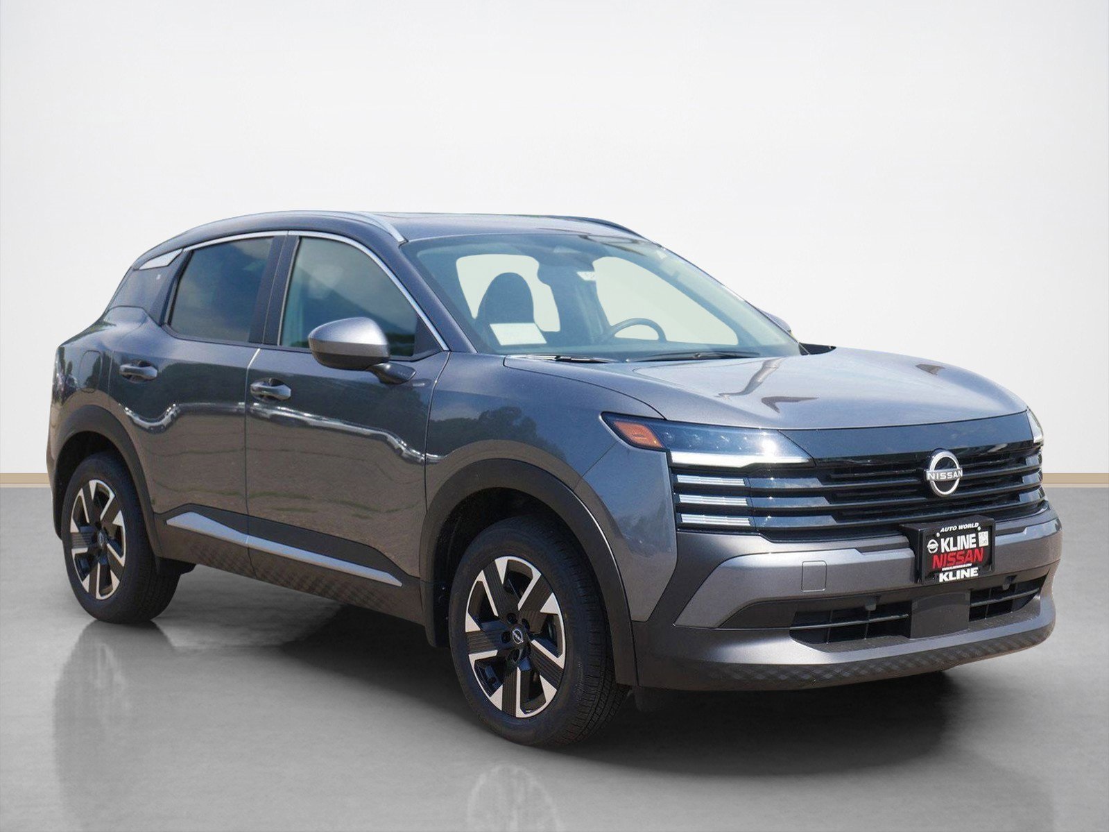 2025 Nissan Kicks SV AWD's photo