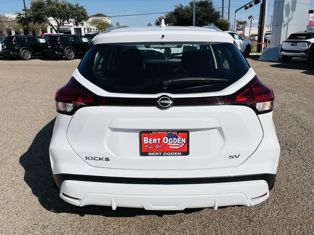 2024 Nissan Kicks SV photo 4