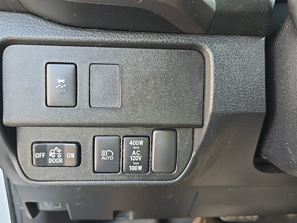 2021 Toyota Tacoma TRD Off-Road photo 20