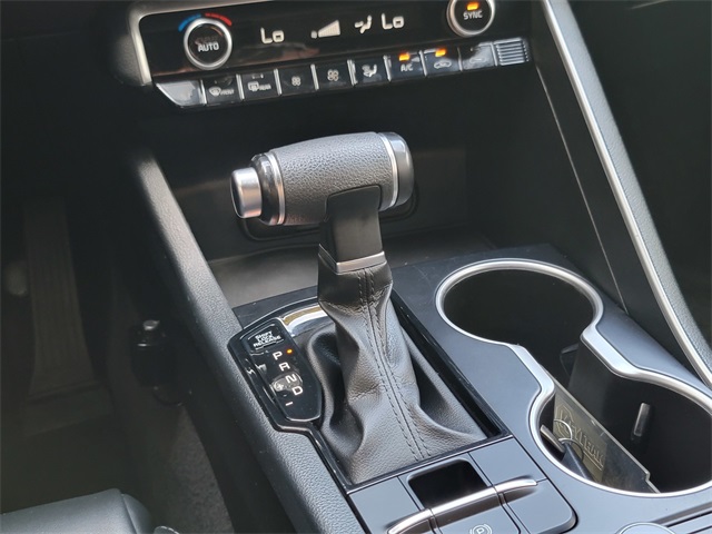 2022 Kia K5 GT-Line photo 22