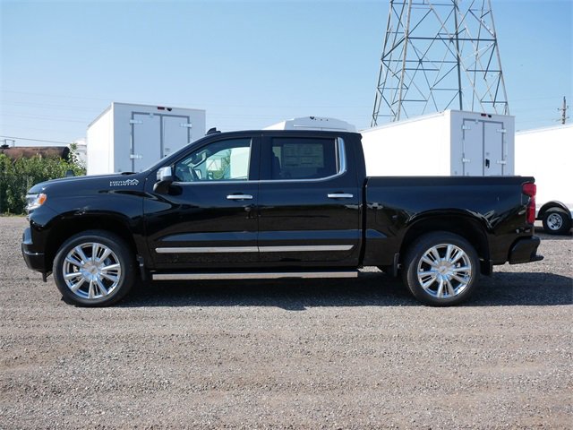 2026 Chevrolet Silverado 1500 High Country photo 3