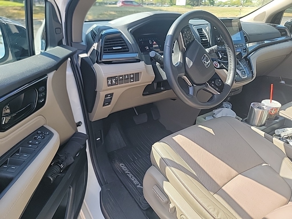 2023 Honda Odyssey Elite photo 12