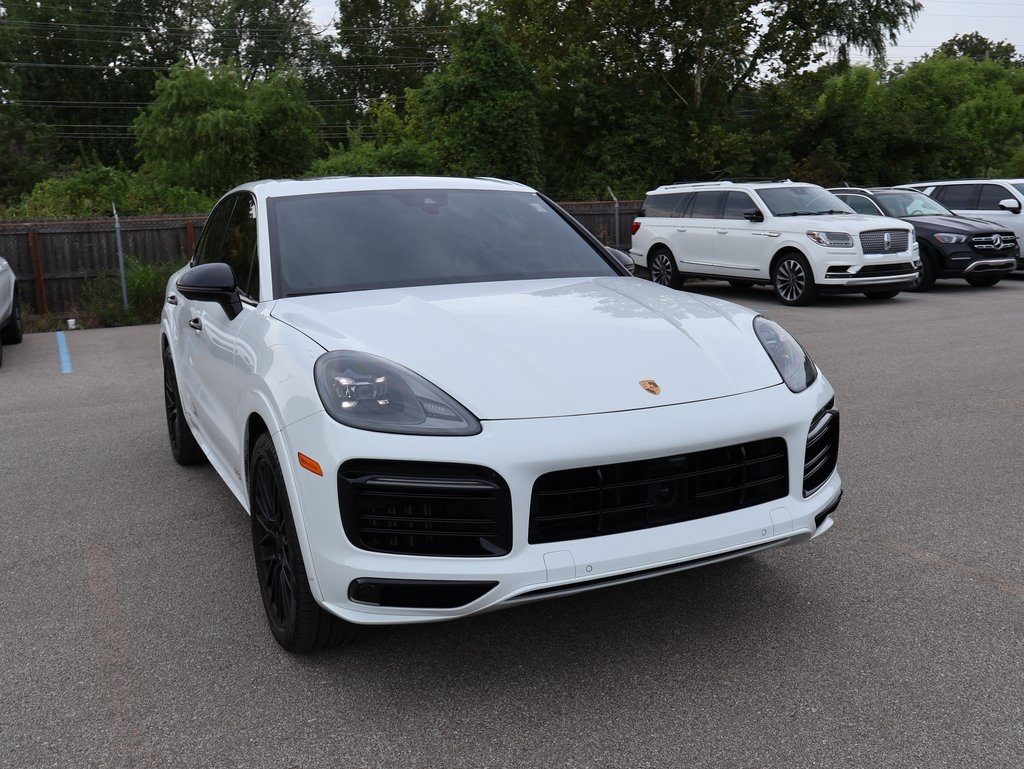 2022 Porsche Cayenne GTS photo 5