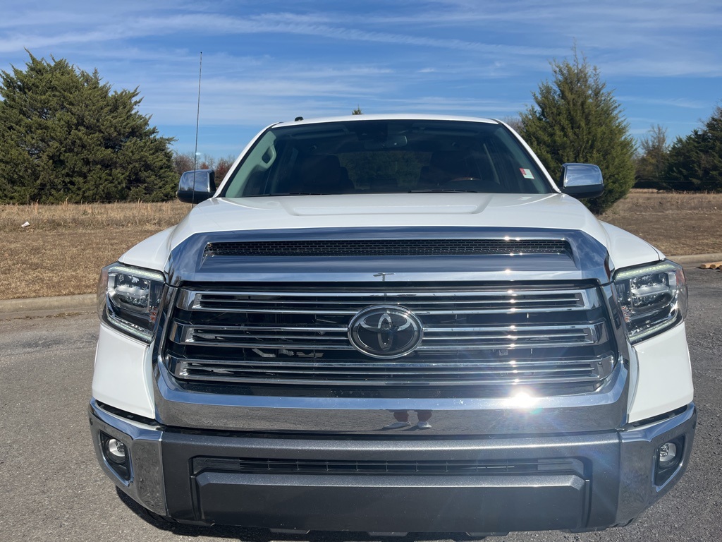 2019 Toyota Tundra Platinum Grade photo 2