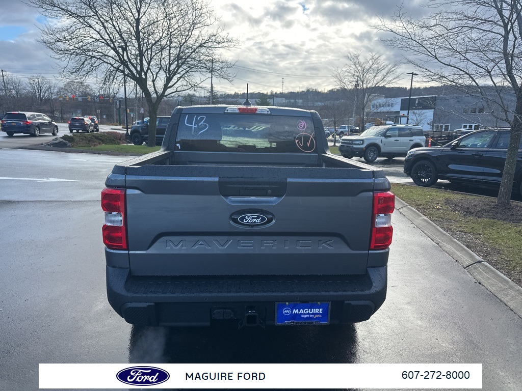 2025 Ford Maverick XLT photo 2
