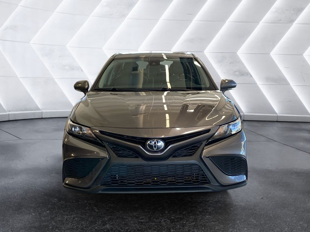 2023 Toyota Camry SE photo 2