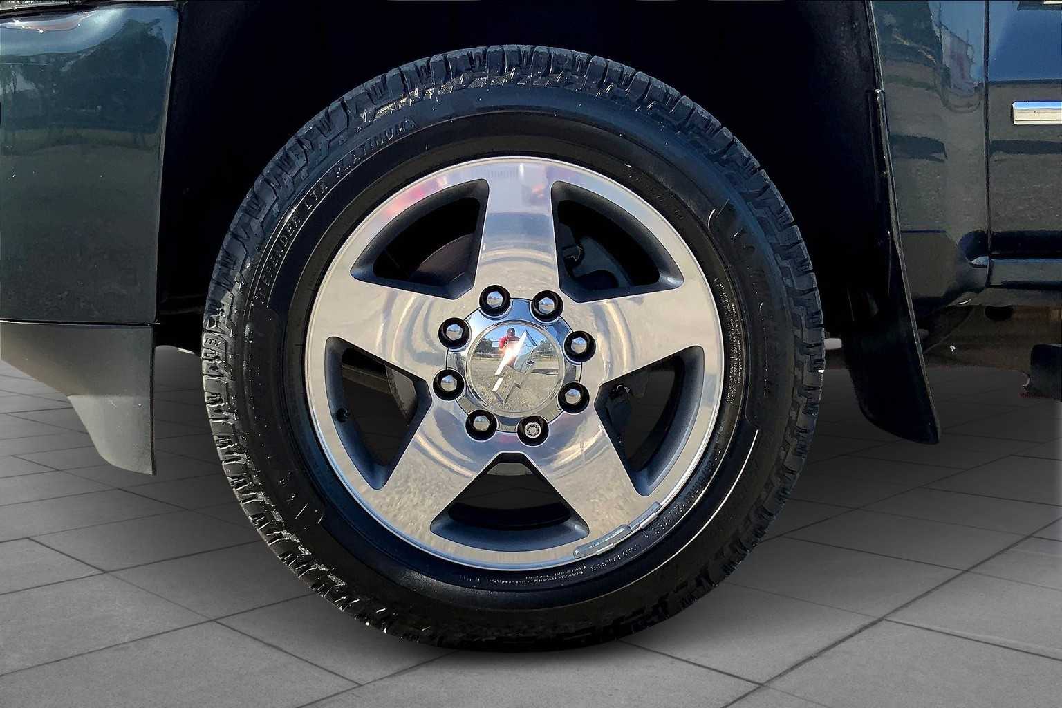 2019 Chevrolet Silverado 2500HD High Country photo 10