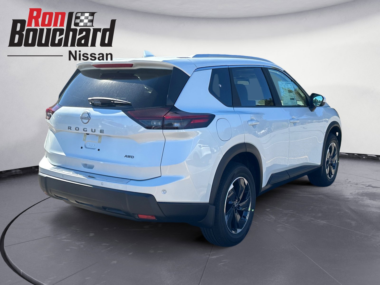 2026 Nissan Rogue SV photo 2