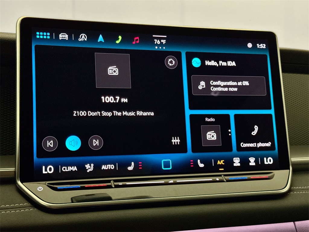 2025 Volkswagen Tiguan SE photo 25