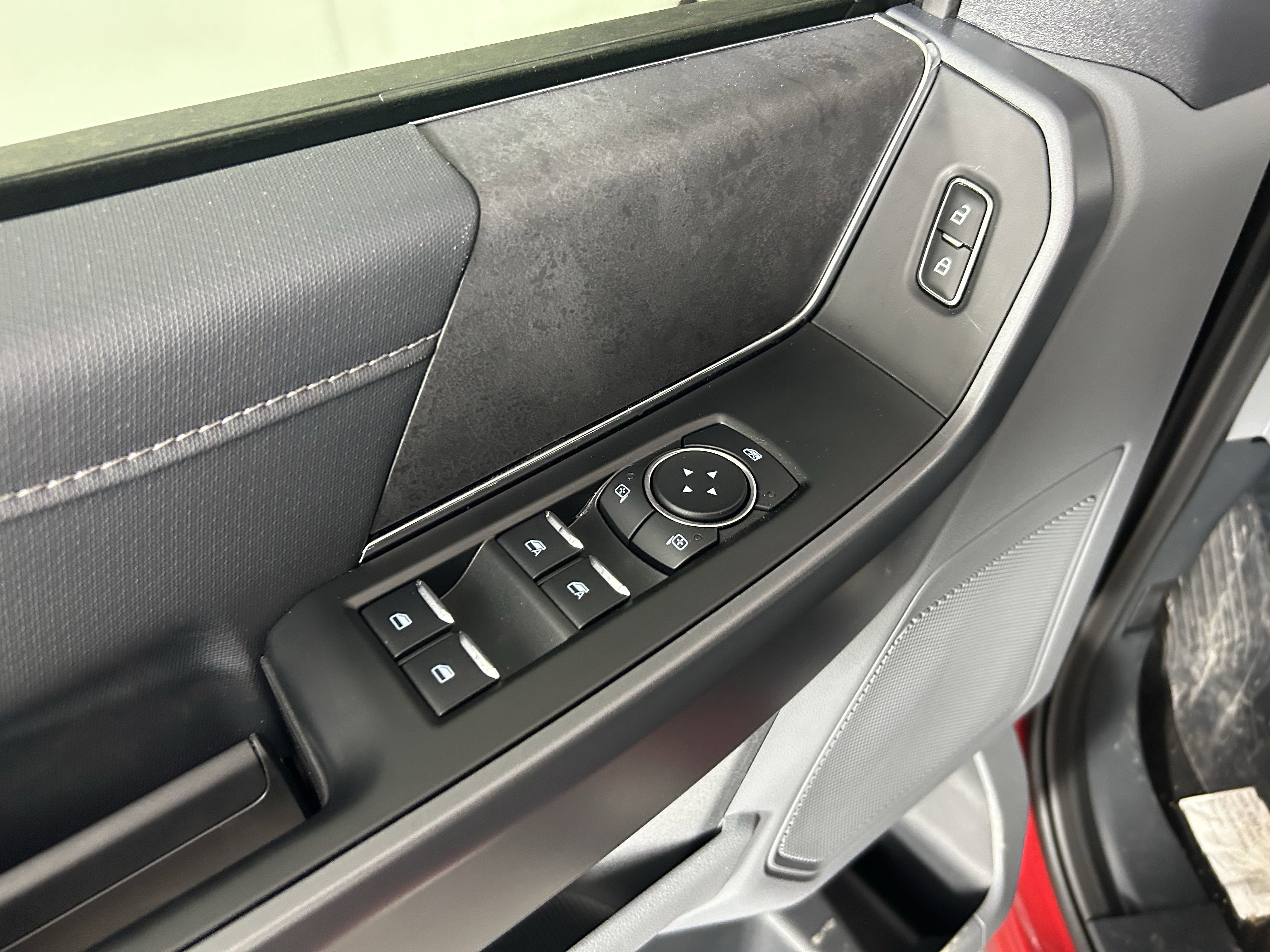 2025 Ford F-150 XLT photo 6
