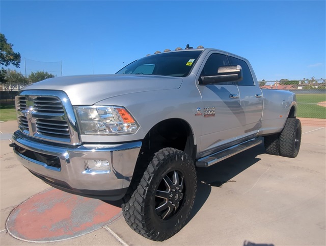 2017 Ram 3500 Big Horn photo 3