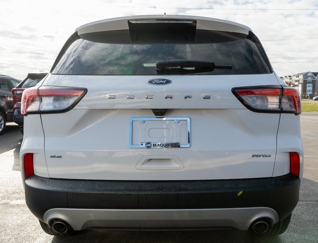 2022 Ford Escape SE photo 4