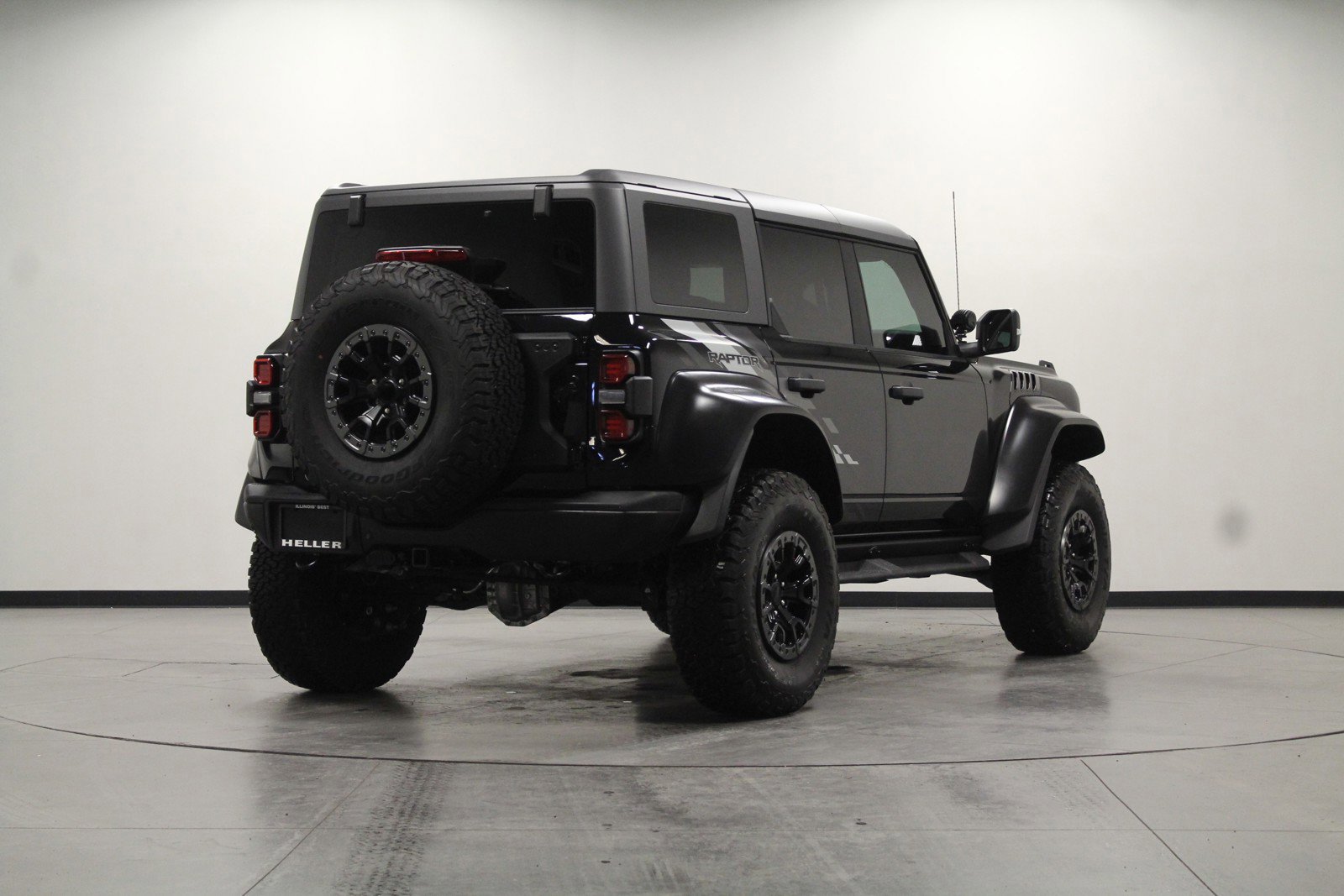 2023 Ford Bronco Raptor photo 3