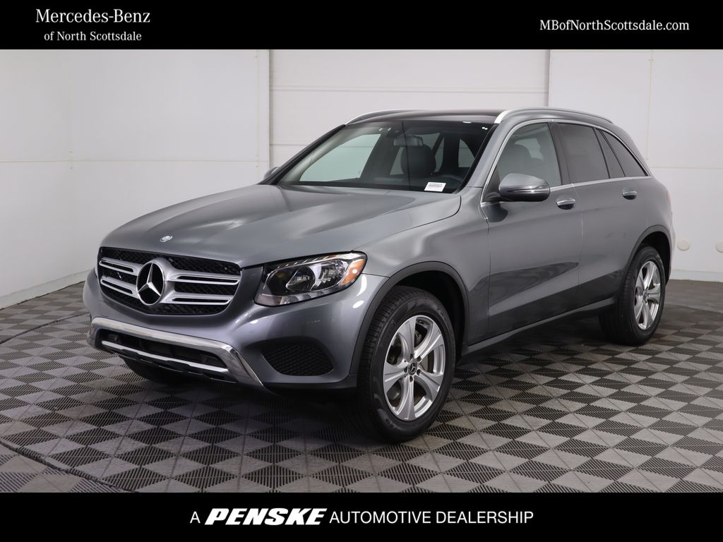2017 Mercedes-Benz GLC GLC300's photo