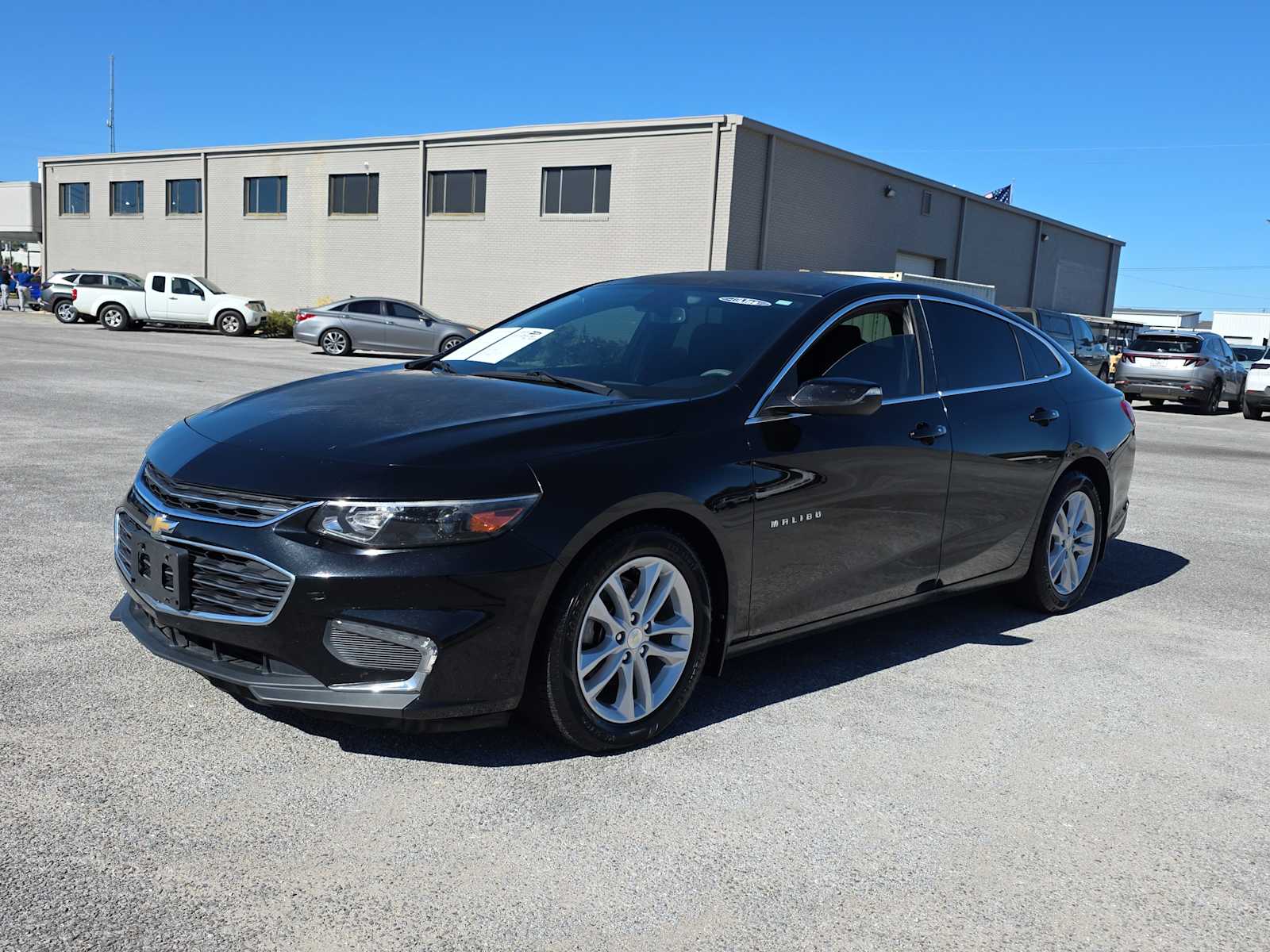 2017 Chevrolet Malibu 1LT photo 3