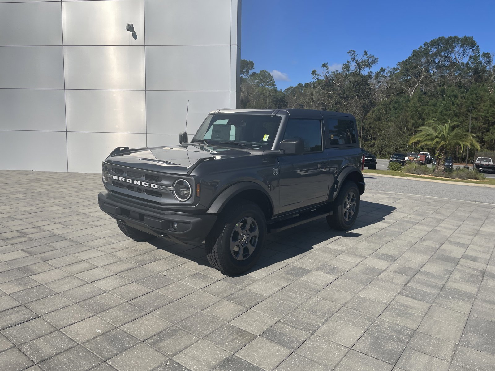 2024 Ford Bronco Big Bend photo 3