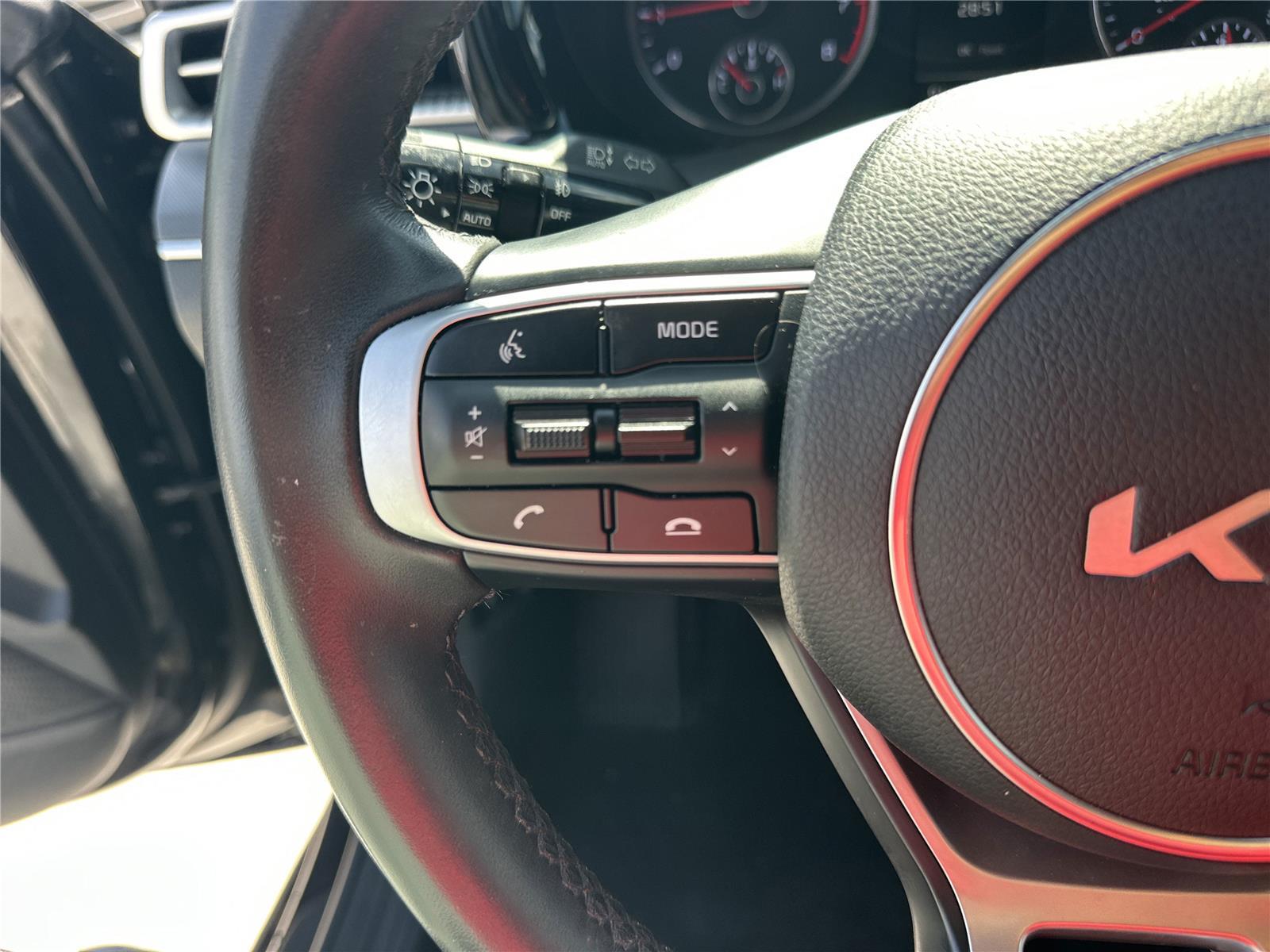 2023 Kia K5 GT-Line photo 9