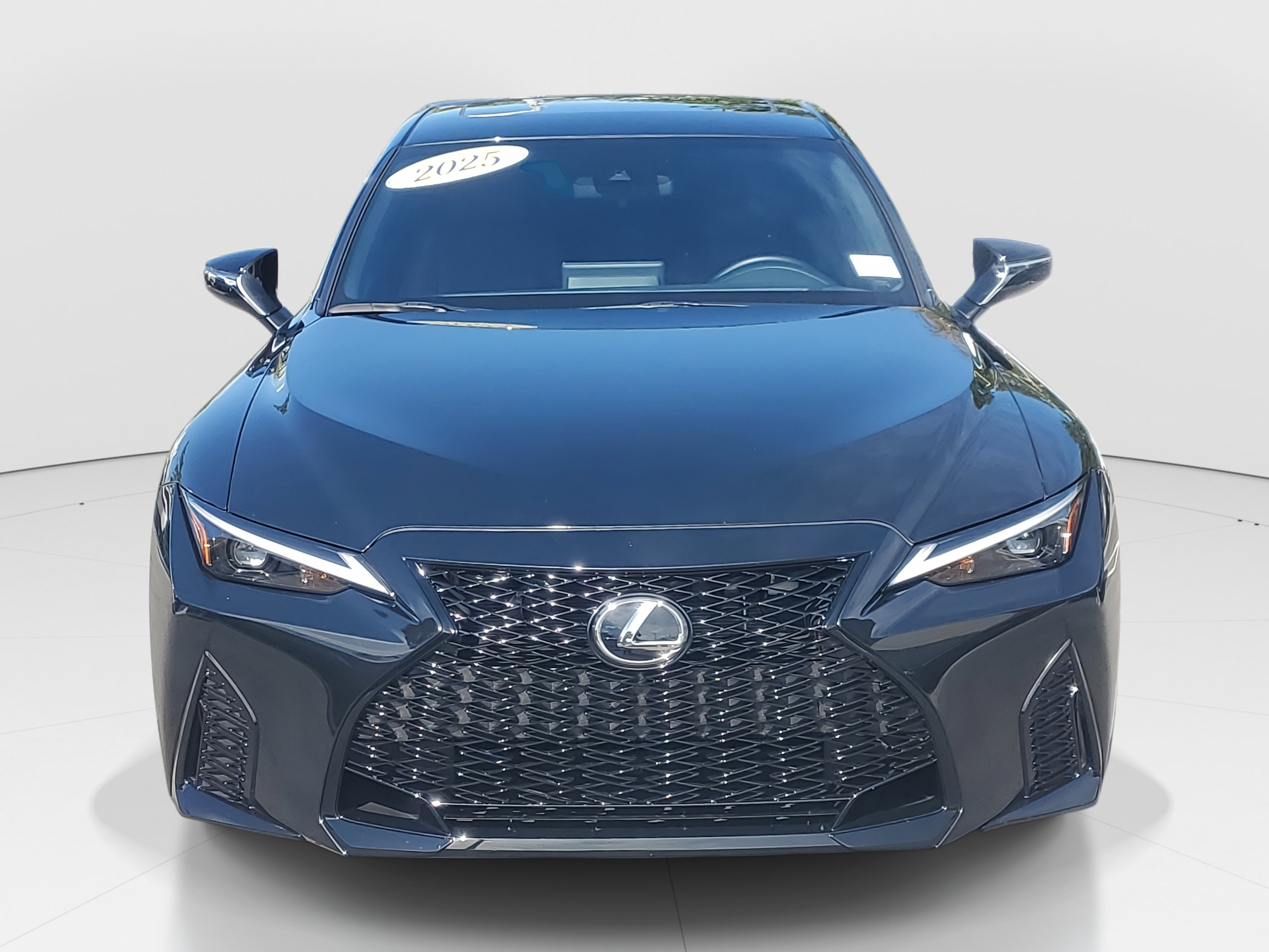 2025 Lexus IS 350 F SPORT photo 3