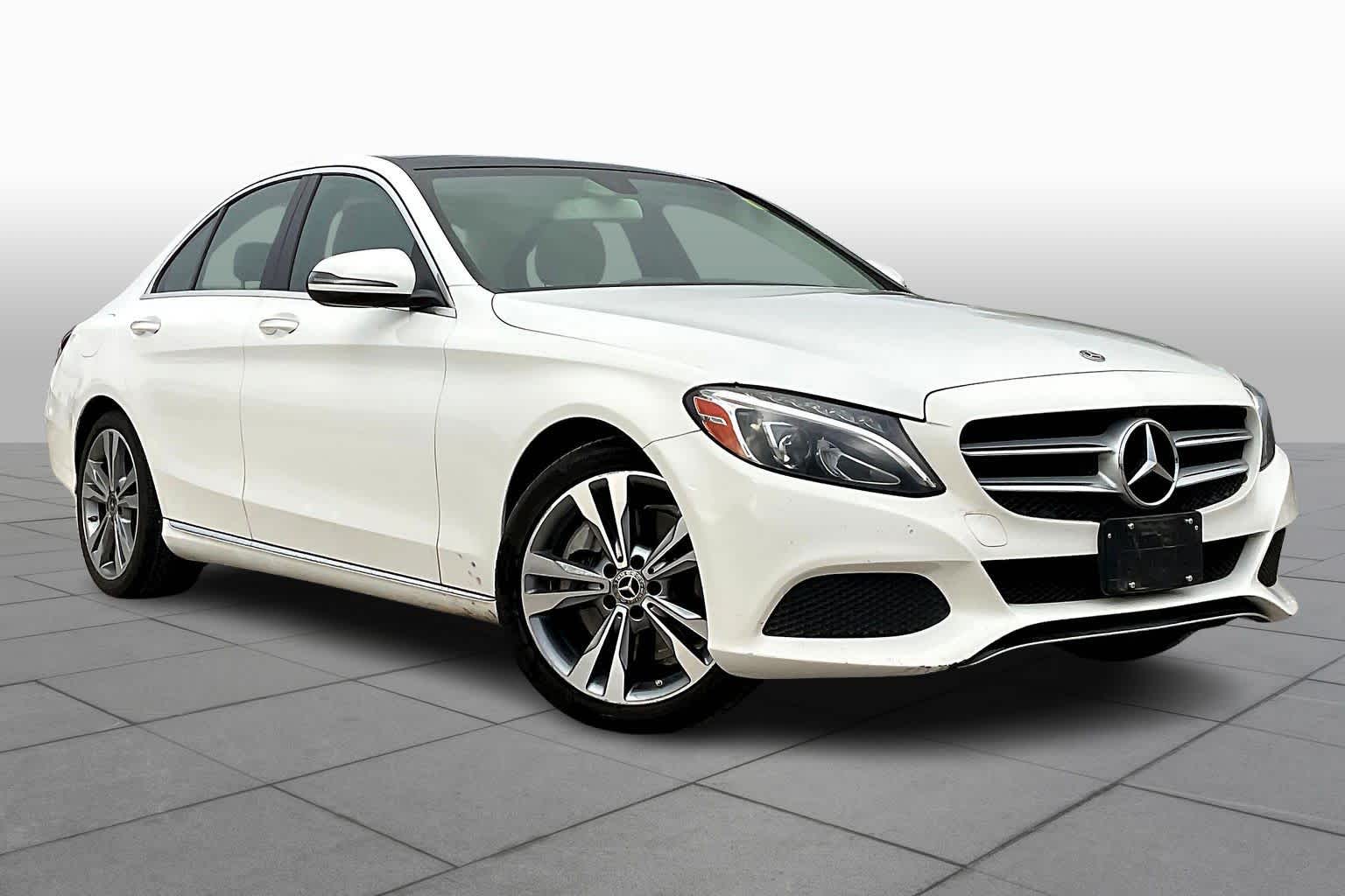 2018 Mercedes Benz C 300 photo 2