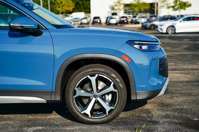 2025 Volkswagen Tiguan SE photo 41