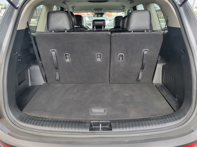 2022 Kia Telluride LX photo 16