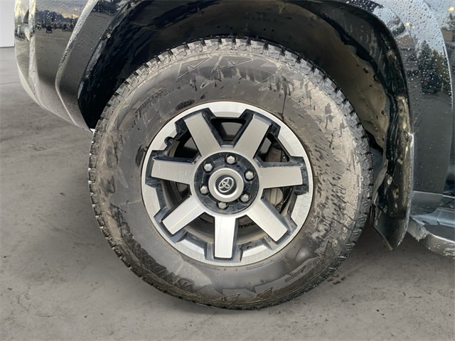 2024 Toyota 4Runner TRD Off-Road photo 14