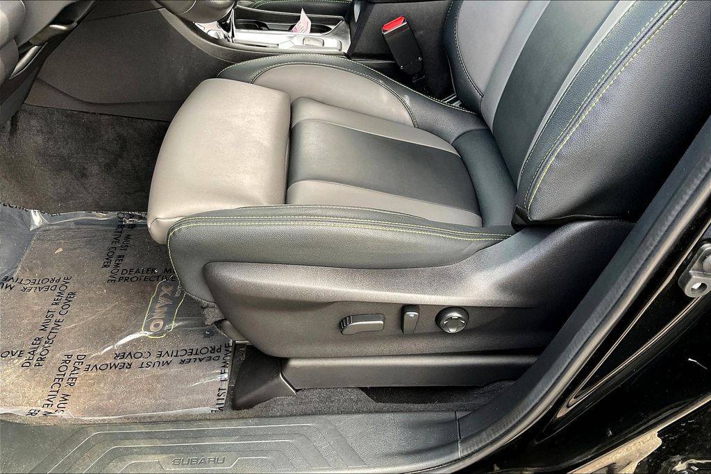 2023 Subaru Ascent Onyx Edition photo 32