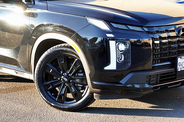 Used 2024 Black Hyundai XRT image 3