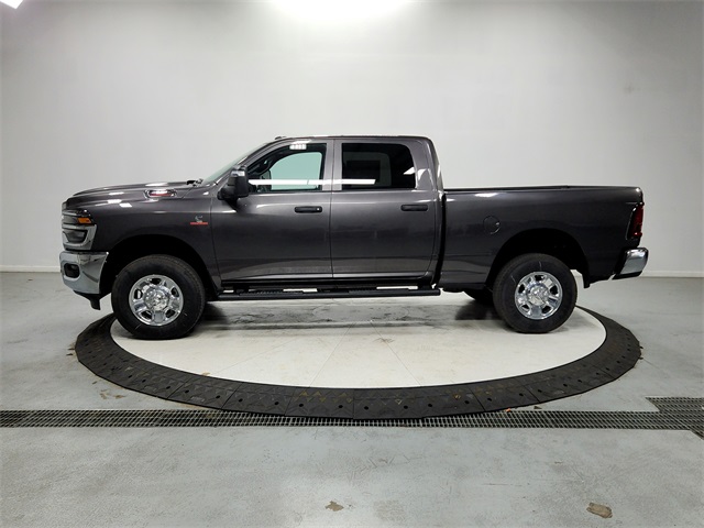 2025 Ram 2500 Tradesman photo 4
