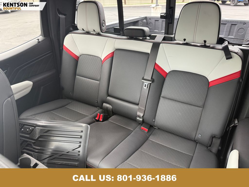 2024 Gmc Canyon AT4X photo 33