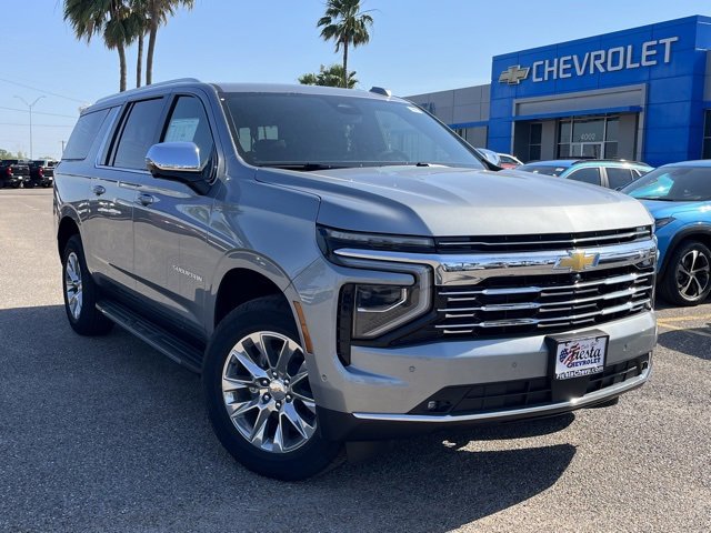 2025 Chevrolet Suburban Premier's photo