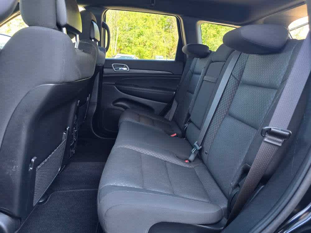 2021 Jeep Grand Cherokee Laredo E photo 12