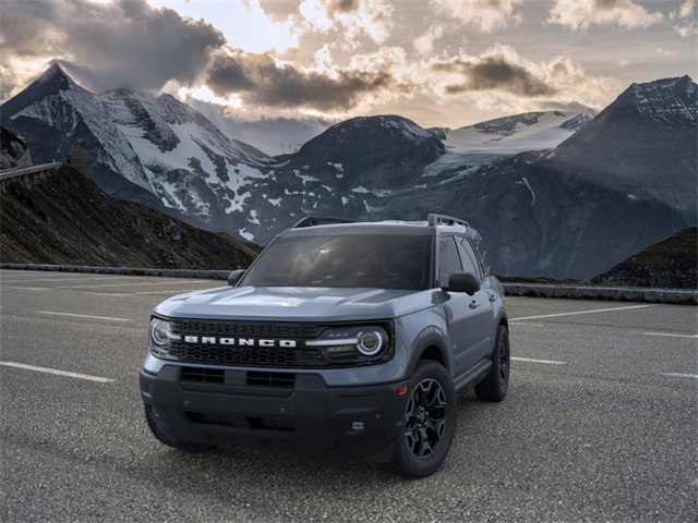 2025 Ford Bronco Sport Outer Banks photo 2