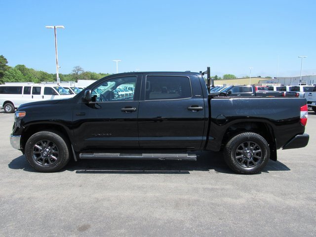 2021 Toyota Tundra SR5 Grade photo 2